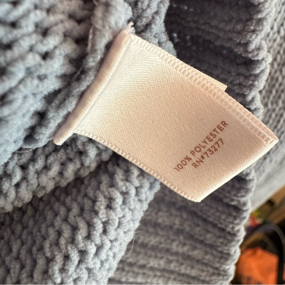 Daisy SMILE Lauren Conrad Women's Sweater - Picture 8 of 8